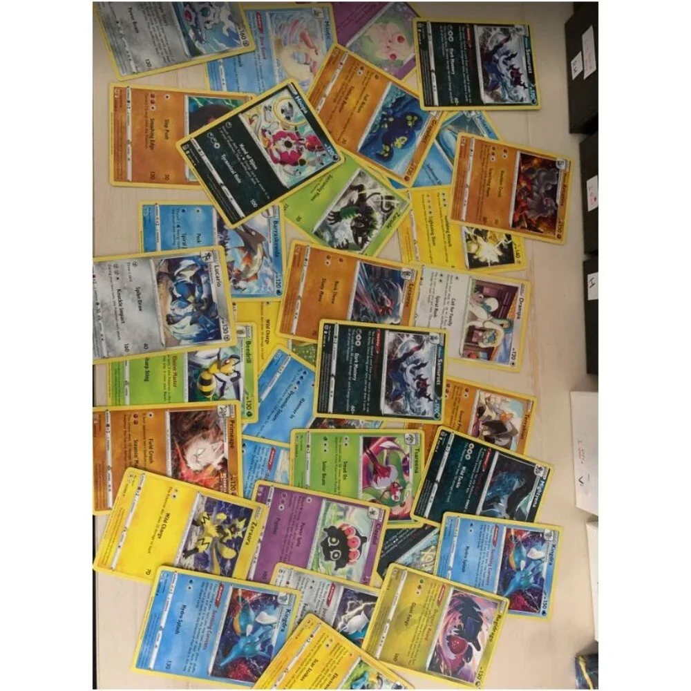 Pokemon Mystery Pack Pokémon 40 Cards or more! Rare, Holos Every Pack 5 Packs